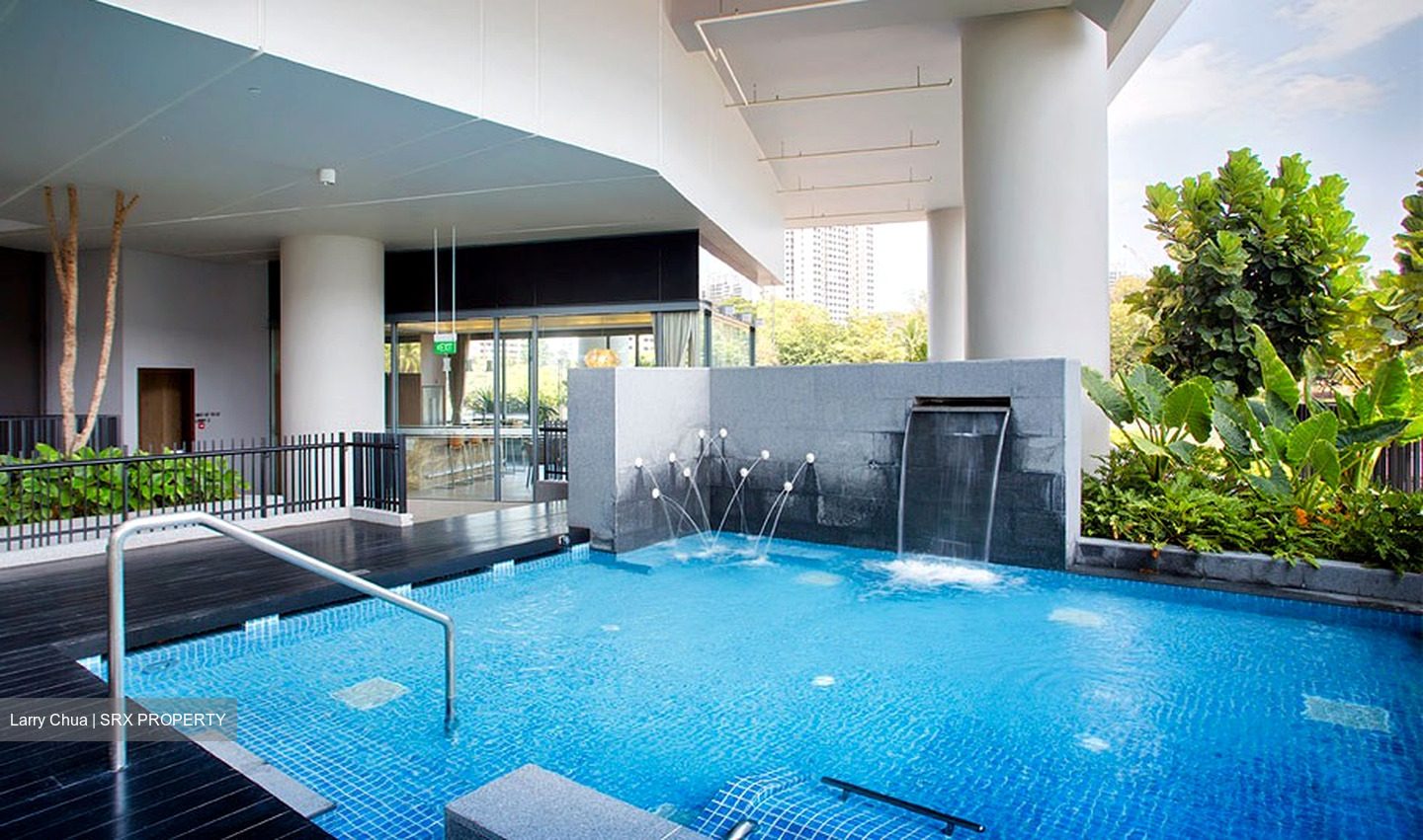 Centro Residences (D20), Condominium #519125601